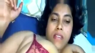 Desi aunty giving blowjob to neighbour